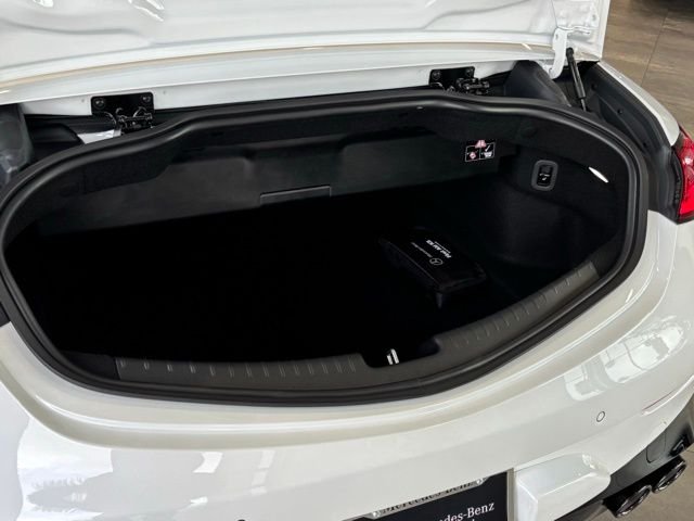 New 2026 MANUFAKTUR Moonlight White Metallic Mercedes-Benz AMG® CLE 53 4MATIC+ Cabriolet image 29
