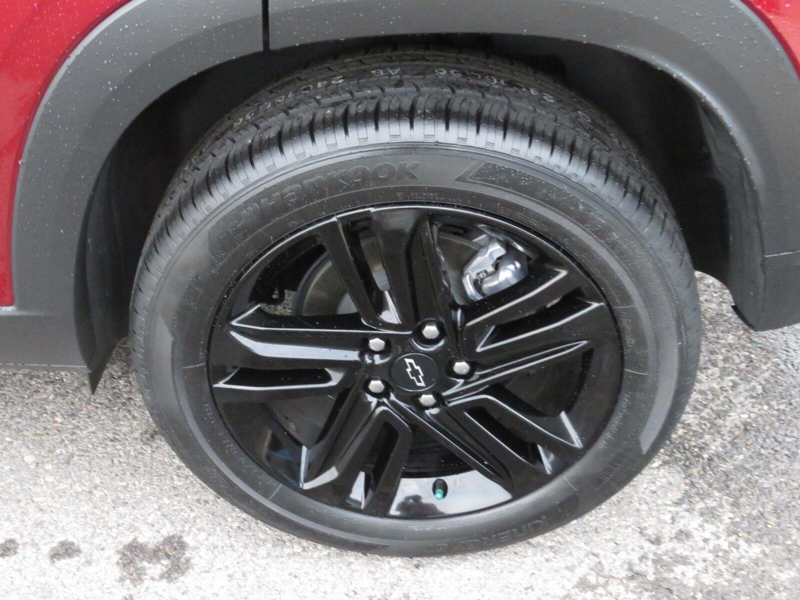 Used 2024 Crimson Metallic Chevrolet ACTIV image 15