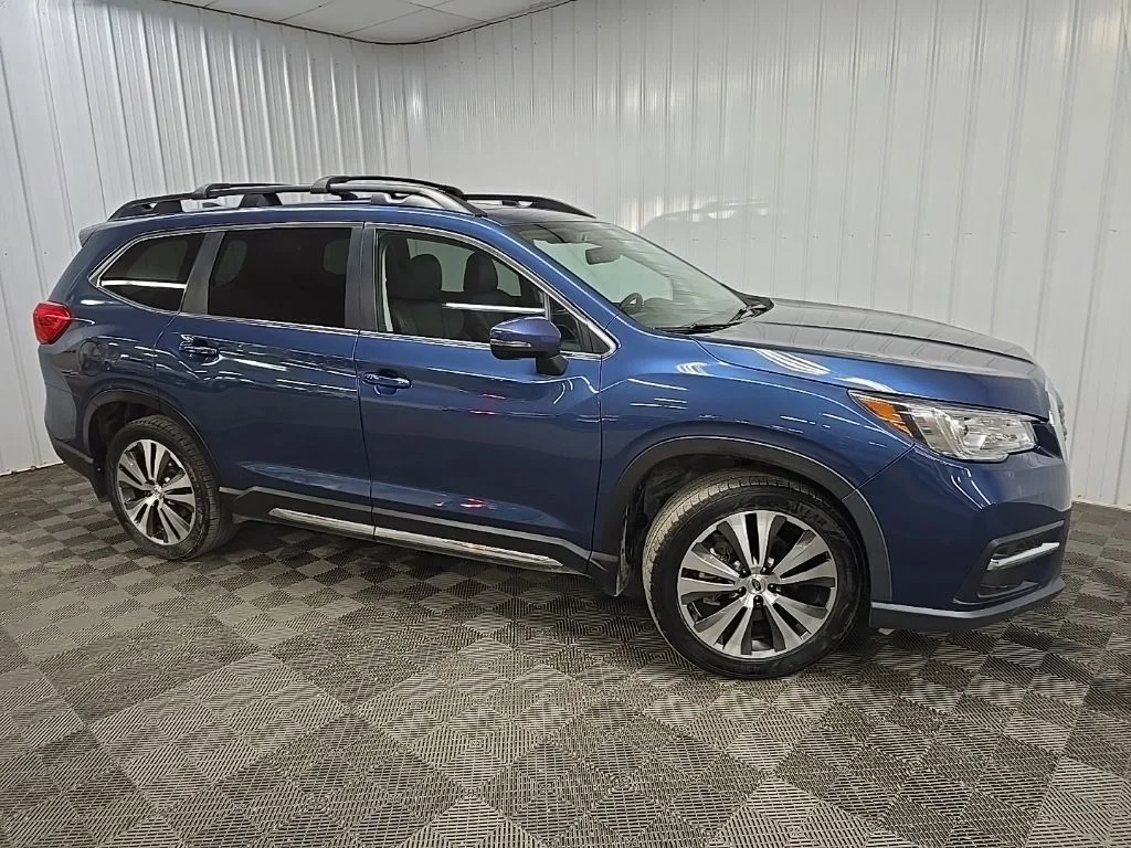 2022 Subaru Ascent Limited 7 Passenger's photo