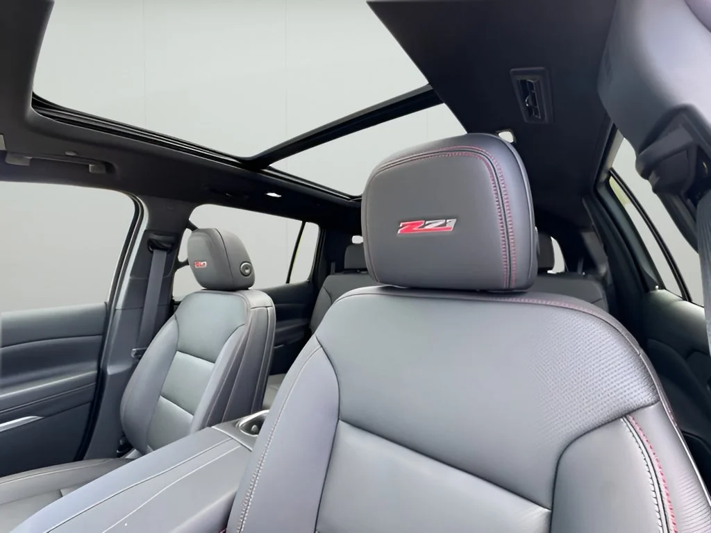 New 2026 Polar White Tricoat Chevrolet Z71 image 16