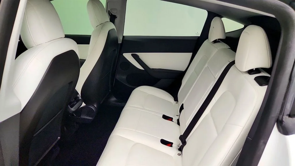 Used 2021 Pearl White Multi-Coat Tesla Long Range AWD w/ Acceleration Boost image 26