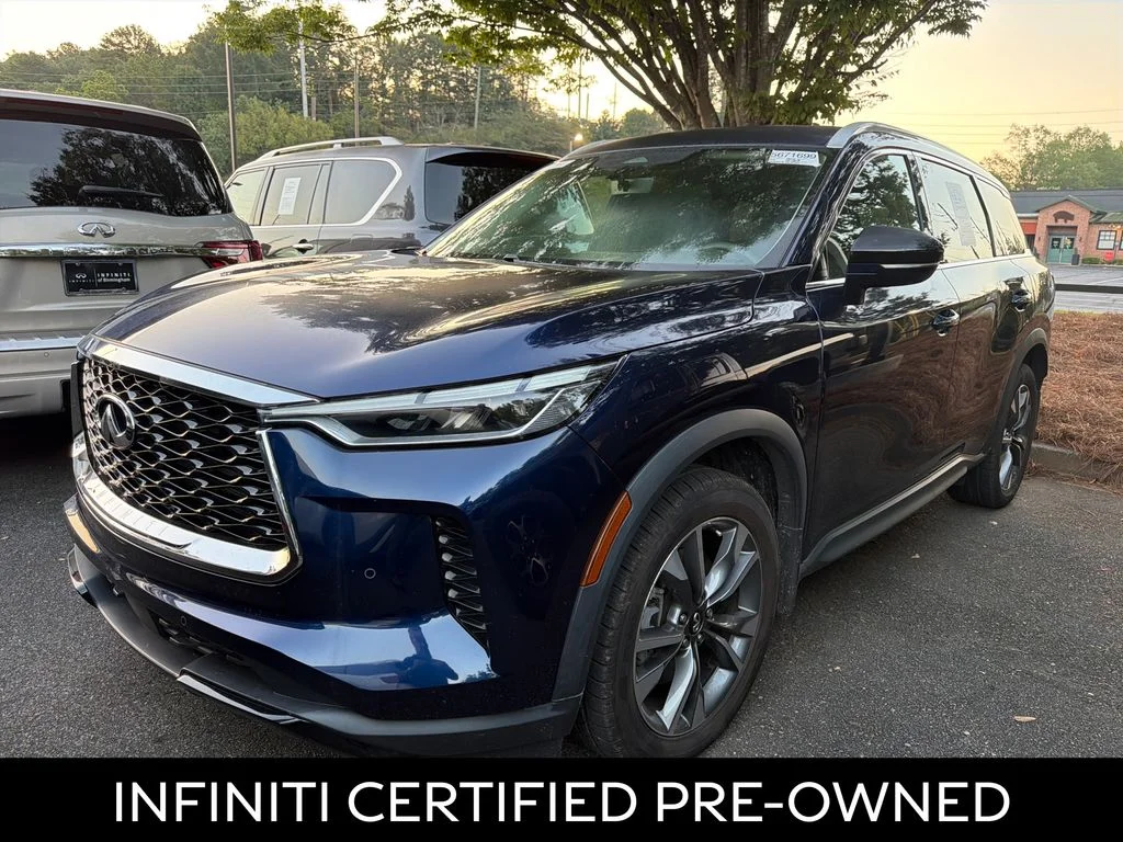 Certified Used 2023 Grand Blue INFINITI LUXE image 2