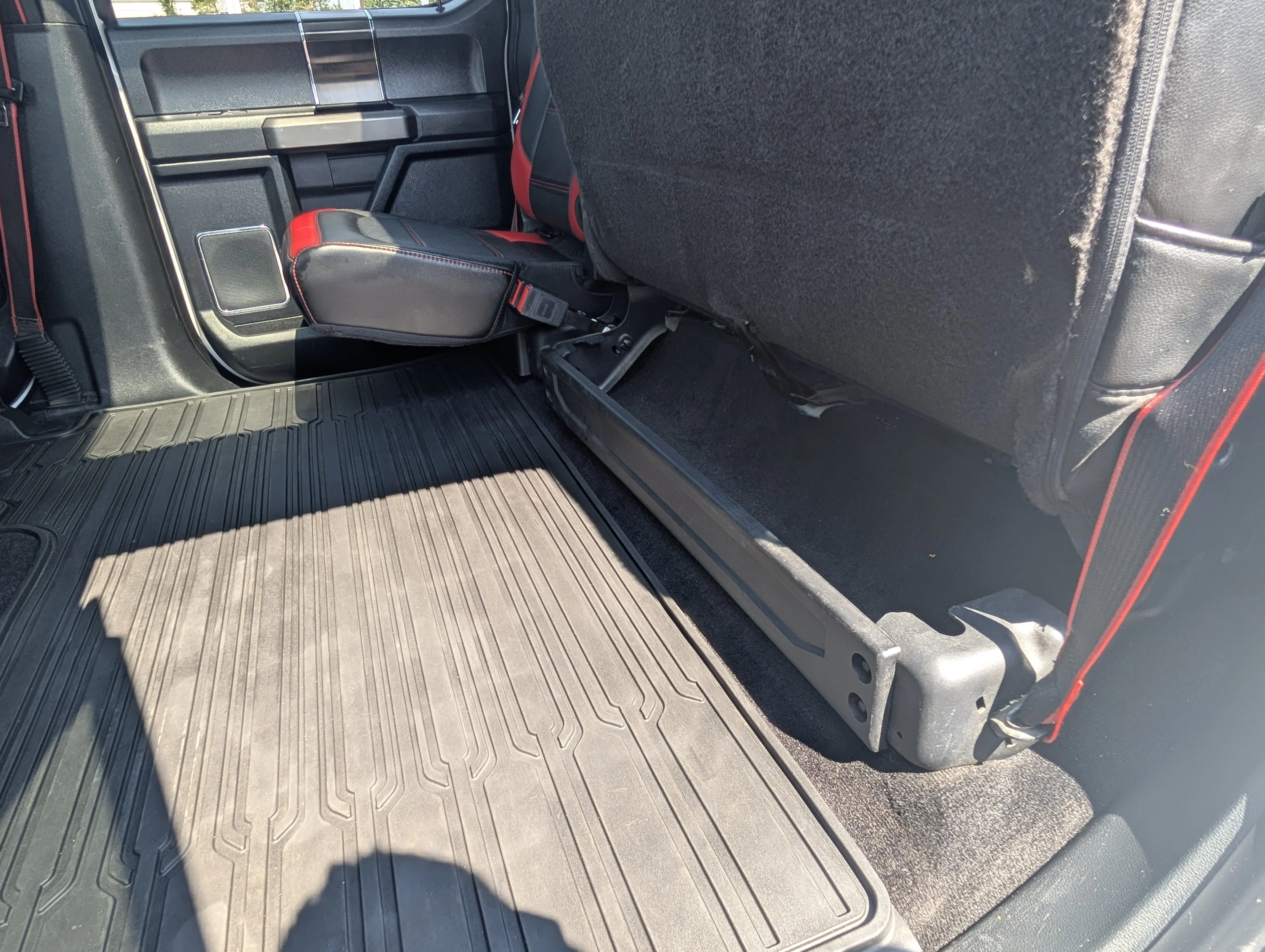 Used 2019 Oxford White Ford XL 4WD SuperCrew 5.5