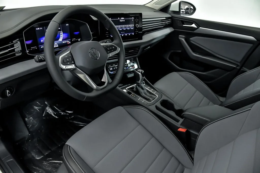 New 2026 Gray Volkswagen 1.5T SE image 6