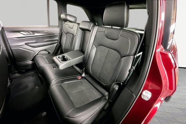 Used 2025 Red Jeep Altitude X image 21