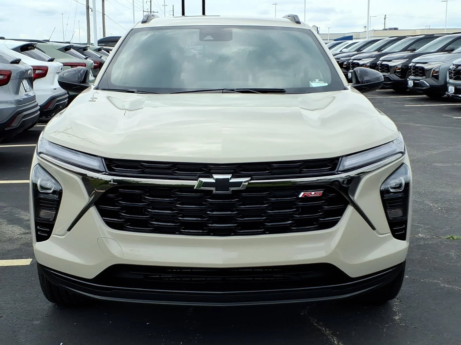 New 2026 White Sands Chevrolet 2RS image 22