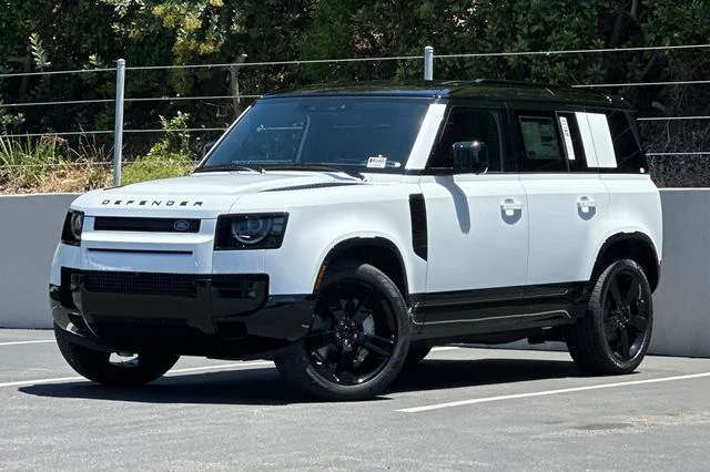 New 2026 Fuji White Land Rover X-Dynamic SE image 1