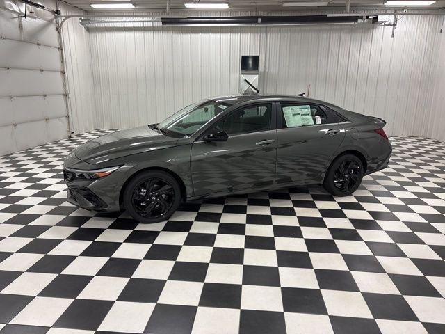 New 2026 Gray Hyundai SEL Sport Premium image 1