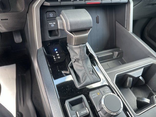 2026 Toyota Tundra SR5 - Photo 31