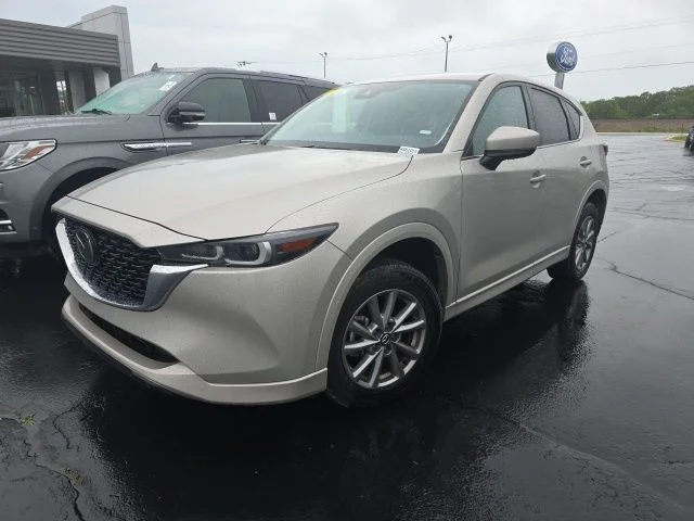 2025 Mazda CX-5 S Select Package Auto AWD's photo