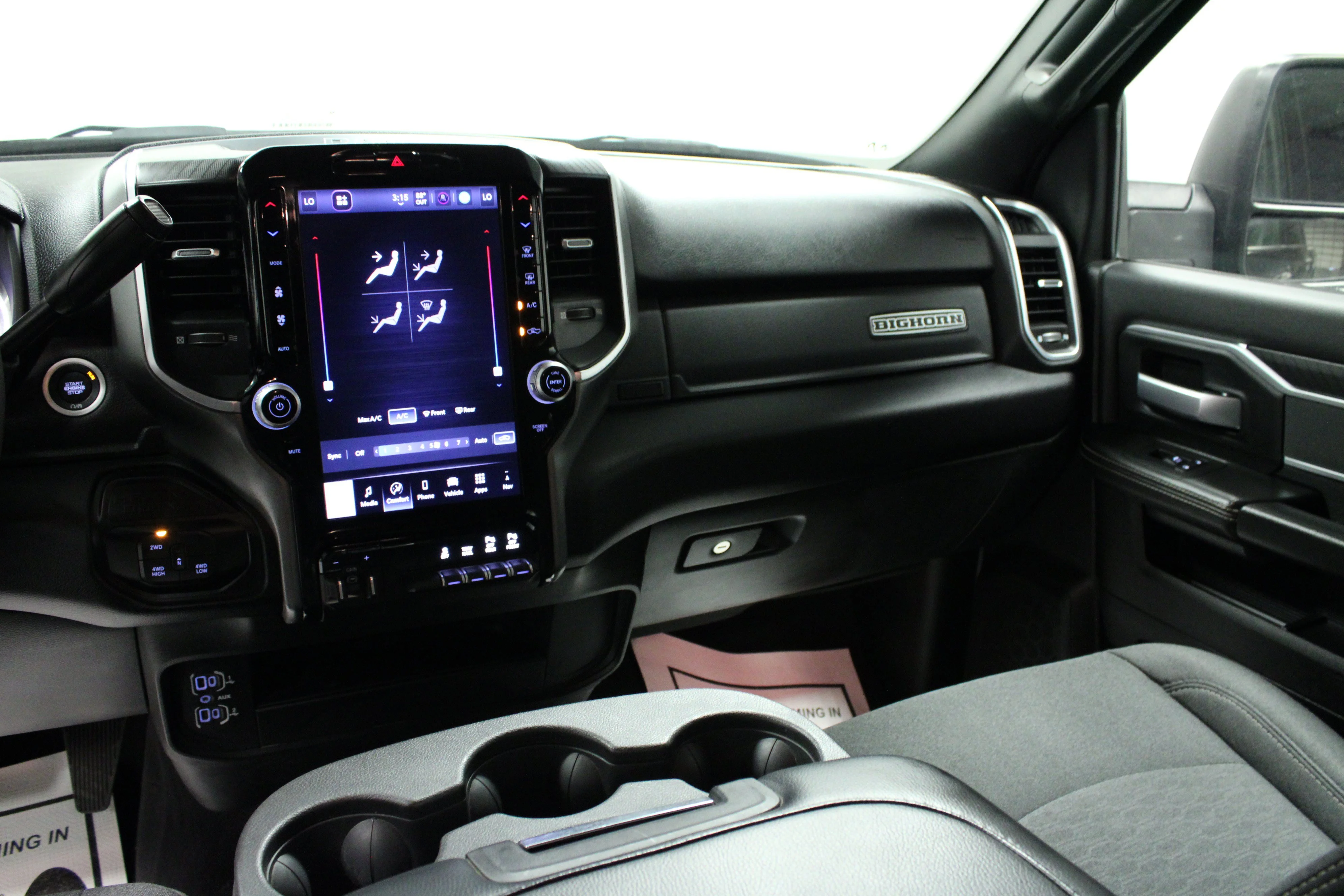 Used 2025 Diamond Black Crystal Pearlcoat Ram Big Horn image 19