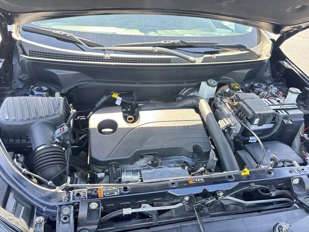 Used 2020 MIDNIGHT BLUE METALLIC Chevrolet LT image 13