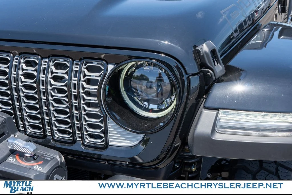 New 2026 Black Clear-Coat Exterior Paint Jeep Willys image 11