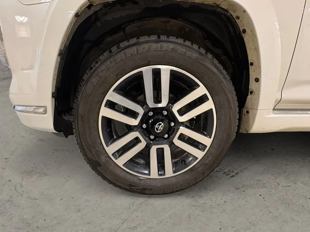 2023 Toyota 4Runner Limited - Photo 9
