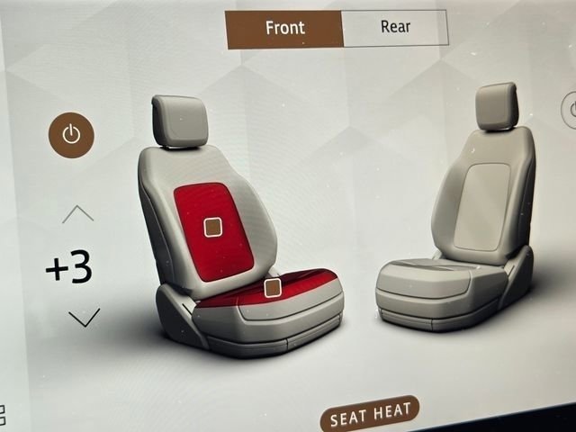 2024 Land Rover Defender SE - Photo 9