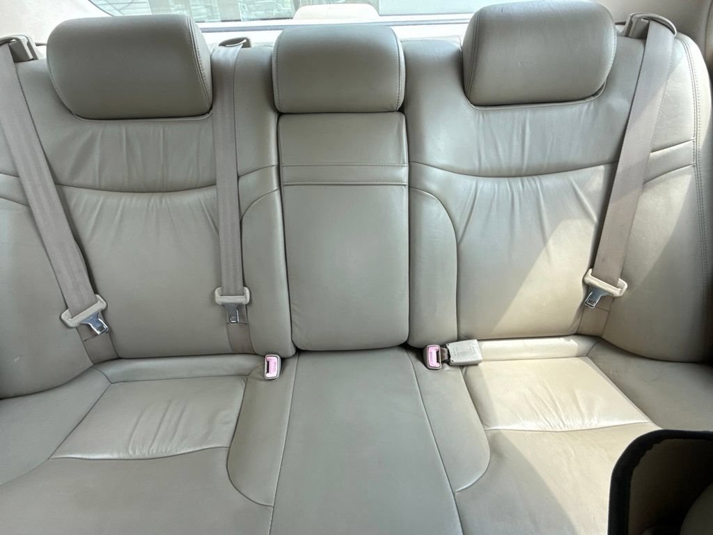 Used 2004 Blue Onyx Pearl Lexus 330 image 15