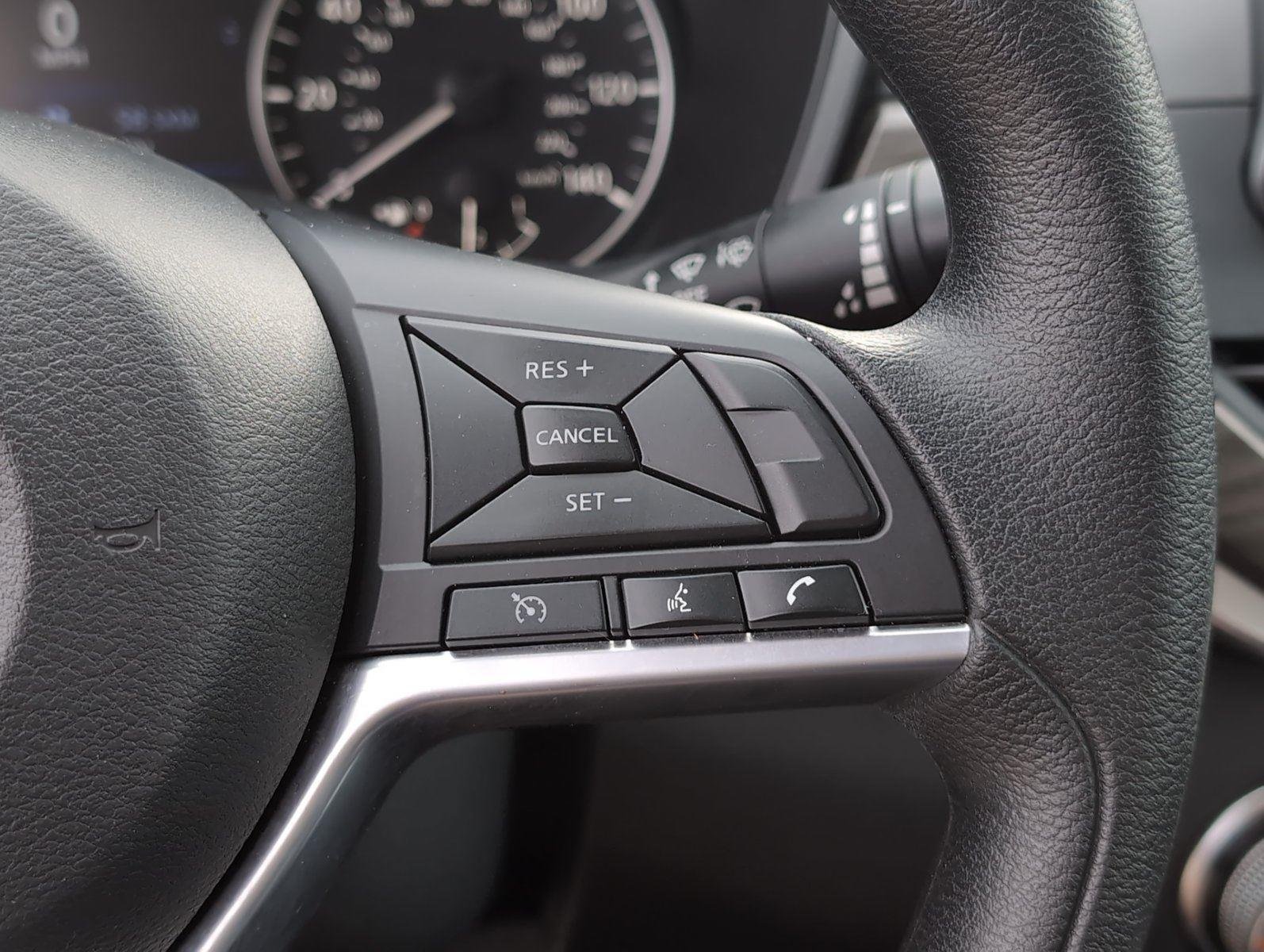 2025 Nissan Altima SV - Photo 29