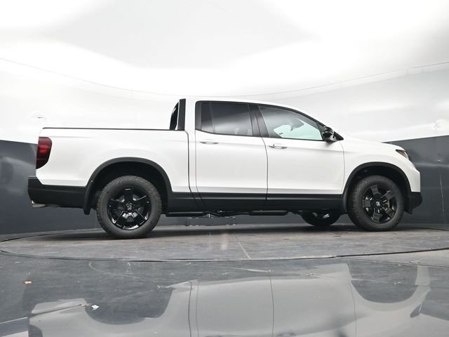 New 2026 Platinum White Pearl Honda Black Edition image 31