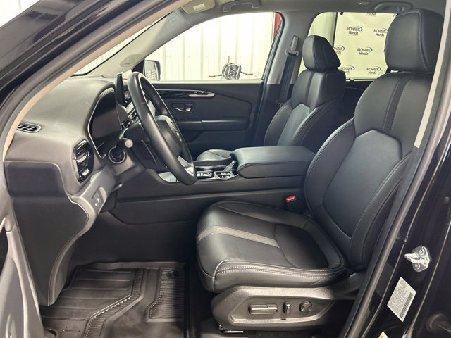 Certified Used 2025 Crystal Black Pearl Honda Touring image 15