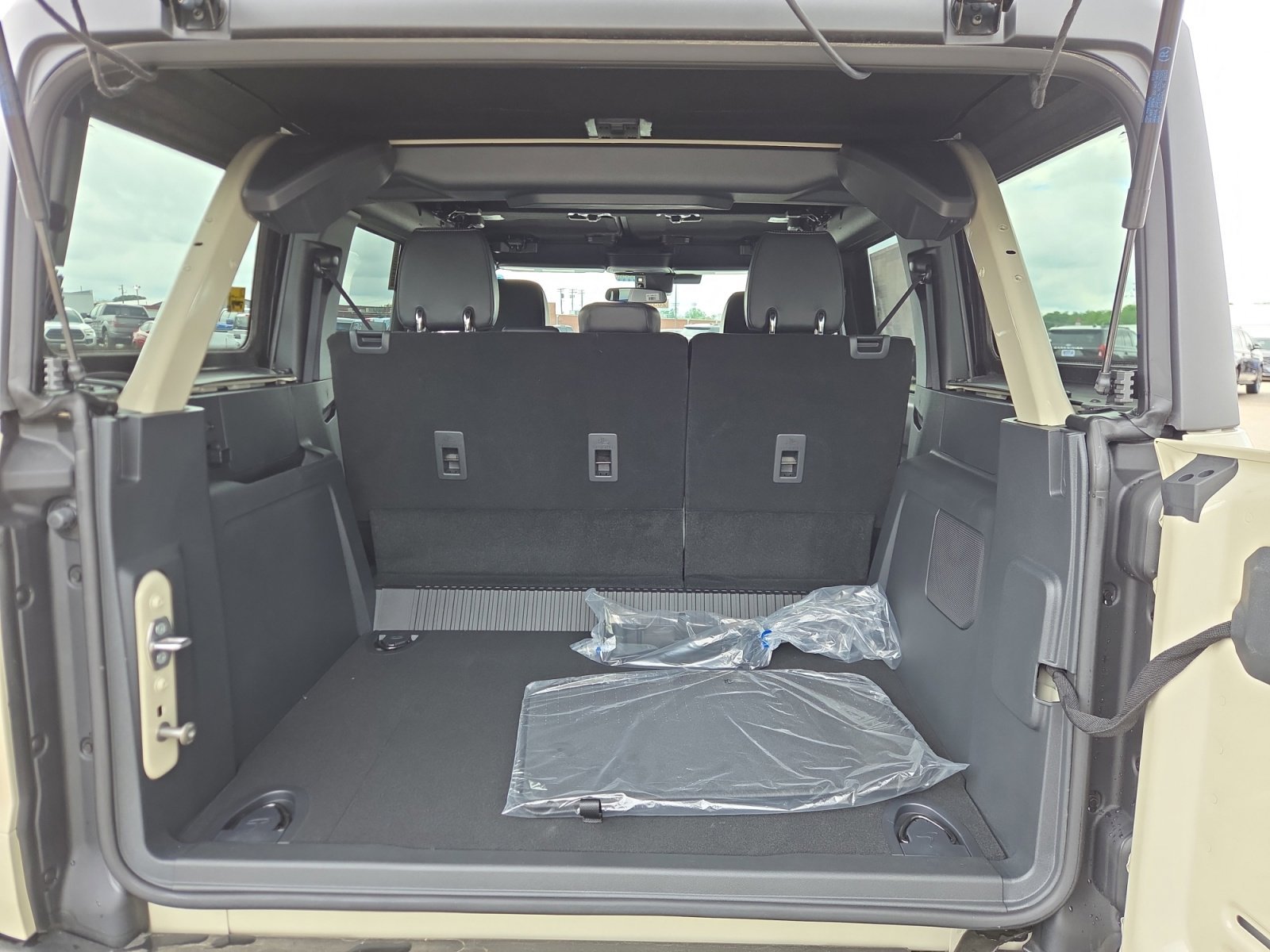 New 2026 Desert Sand Ford Big Bend® image 17