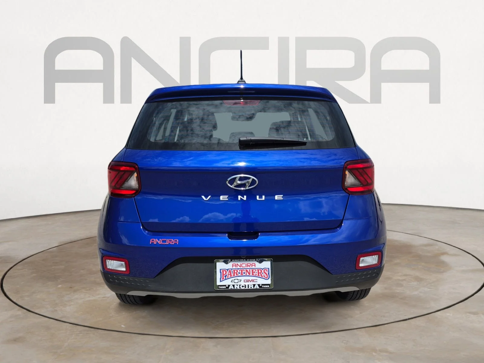 Used 2025 Intense Blue Hyundai SE image 9