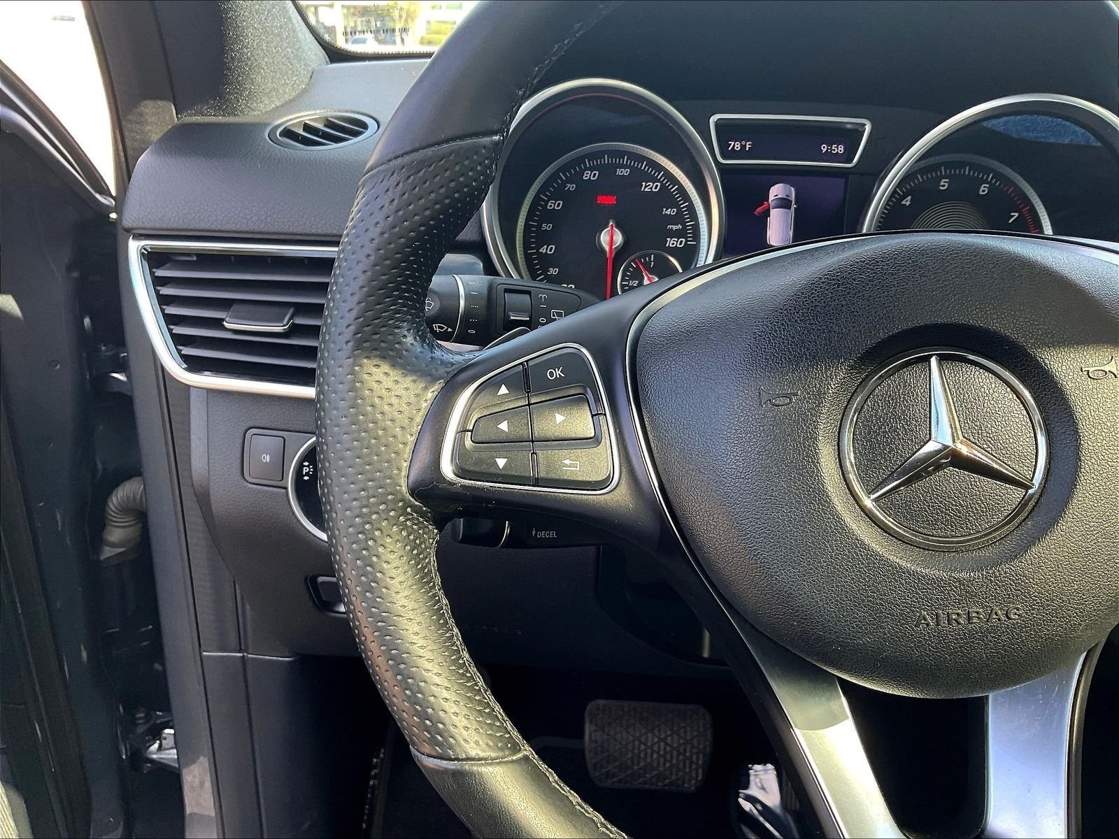 Used 2018  Mercedes-Benz GLE 350 image 13