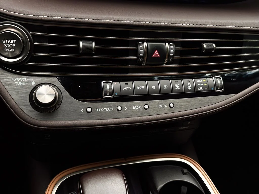 2020 Lexus LS Base | CarEdge | CarEdge
