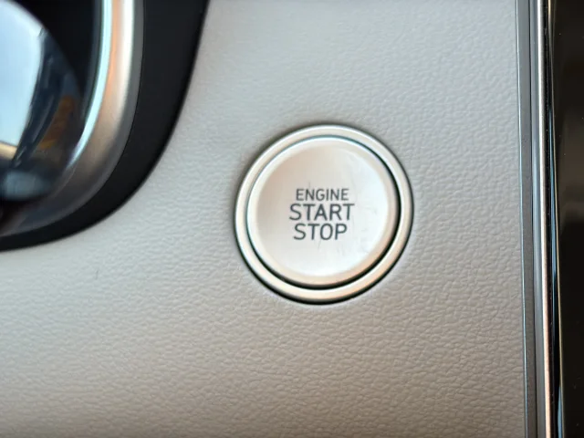 Used 2024 Blue Hyundai SEL image 33