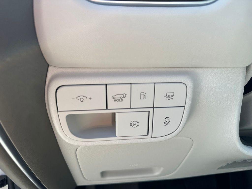 New 2027  Hyundai SEL Premium 7P image 11