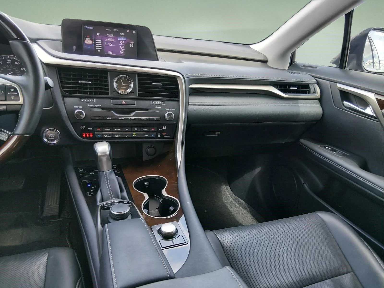 Used 2019 Nebula Gray Pearl Lexus Base image 17