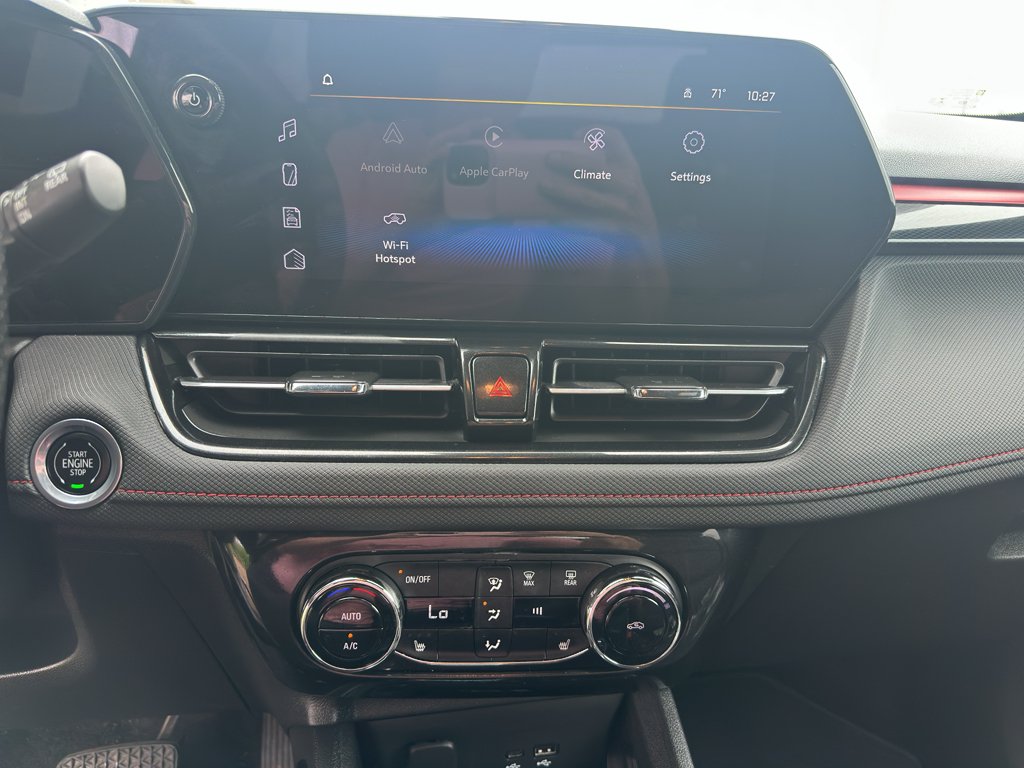 Used 2025  Chevrolet RS image 19
