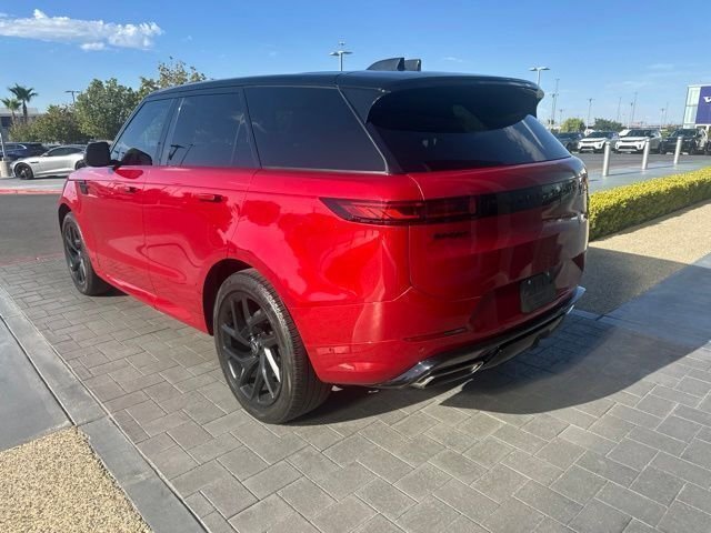 Used 2023 Red Land Rover SE Dynamic image 7
