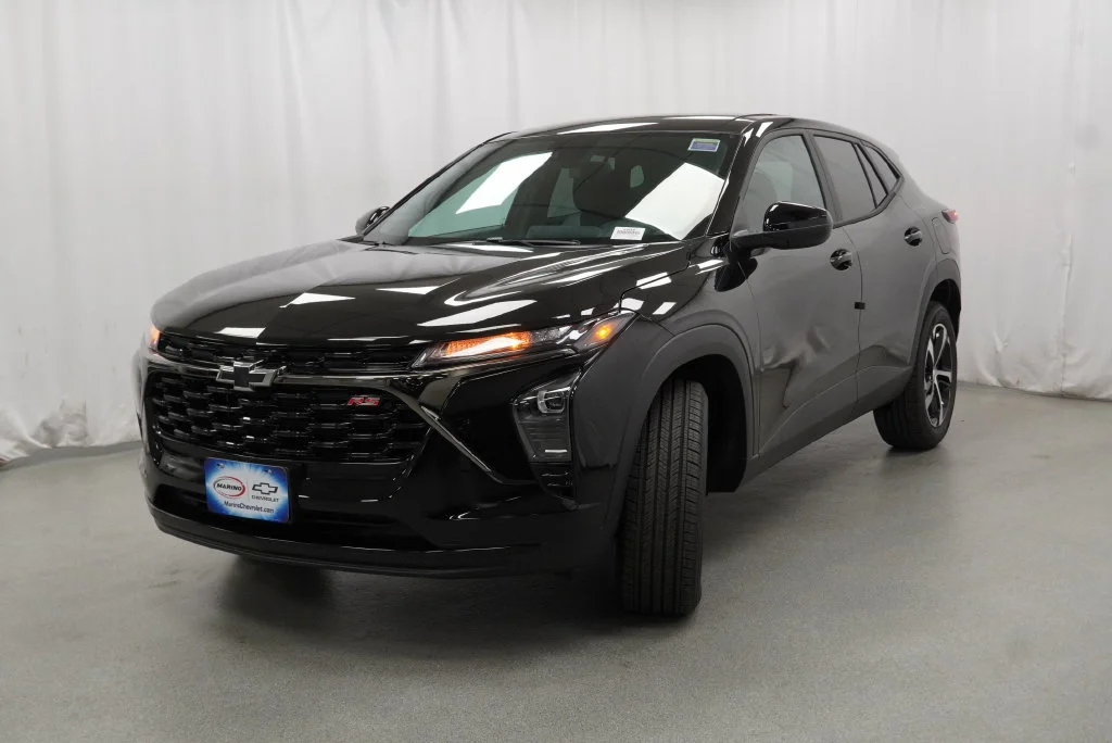 New 2026 Mosaic Black Metallic Chevrolet 1RS image 13
