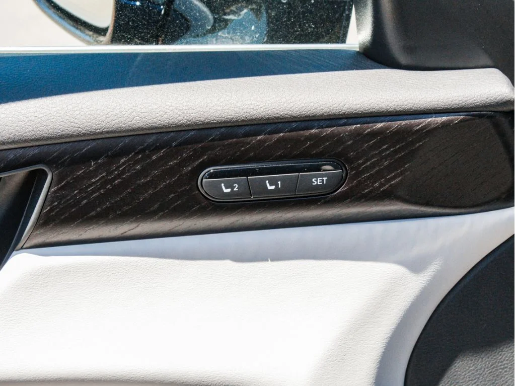 New 2027 GRAND BLUE INFINITI Autograph AWD image 10