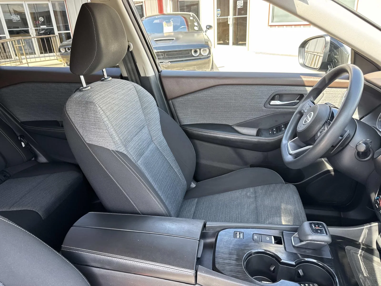 Used 2021 Super Black Nissan SV image 10