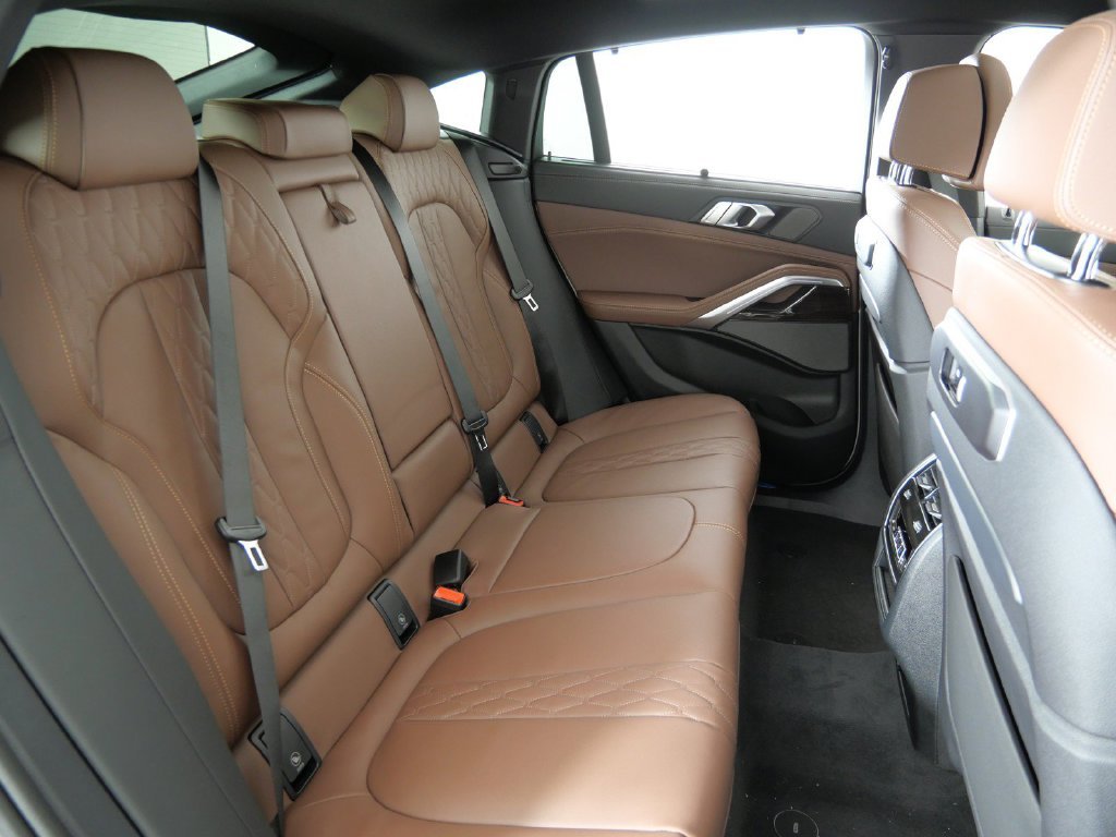 New 2027 Mineral White Metallic BMW xDrive40i image 27