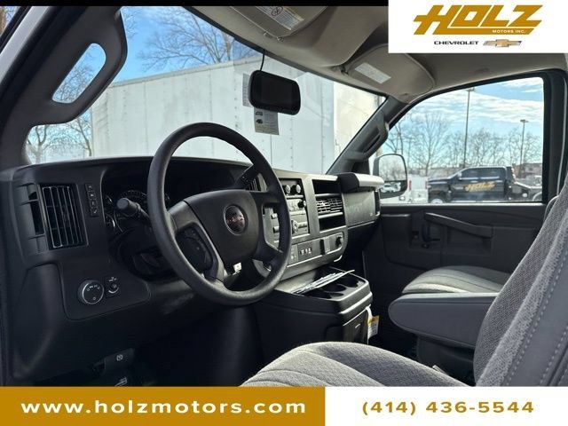 Used 2025 Summit White GMC Work Van image 10