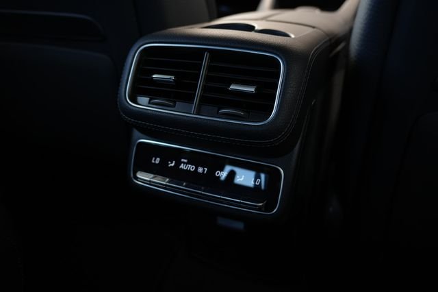 Used 2021  Mercedes-Benz GLS 580 image 19