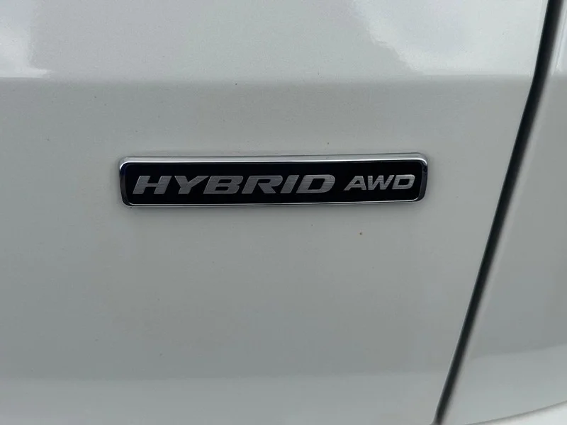 Used 2024 Star White Ford ST-Line Elite image 6