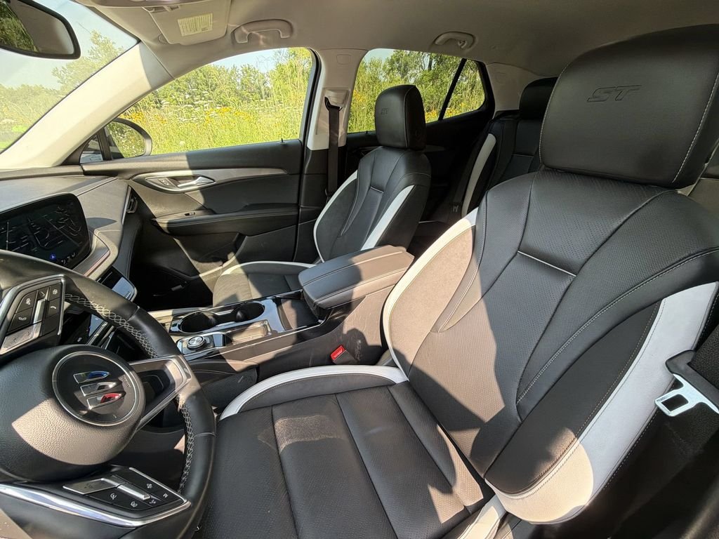 Used 2025 Gray Buick Sport Touring image 13