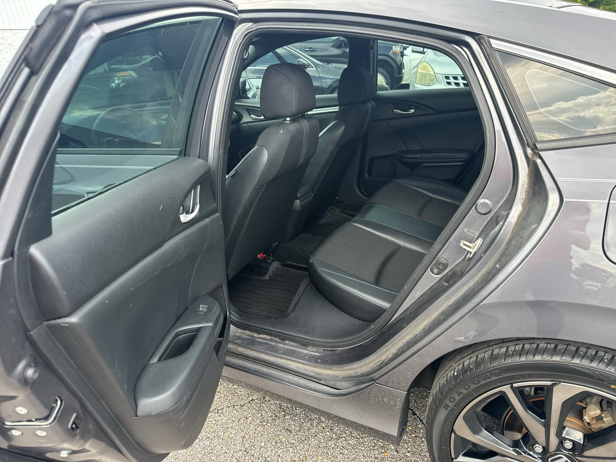 Used 2019 Modern Steel Metallic Honda Sport image 8
