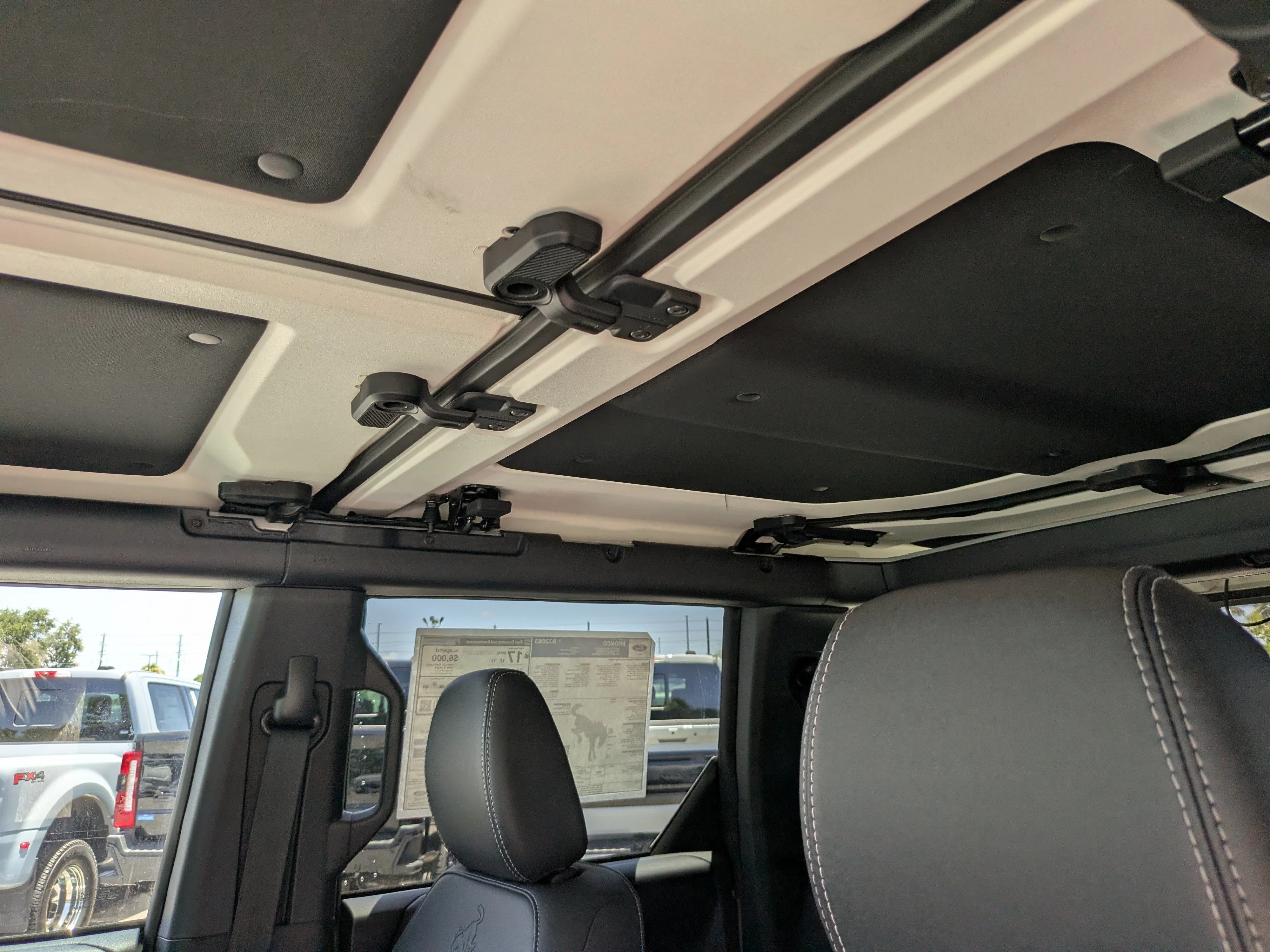 New 2026 Avalanche Gray Ford Badlands® image 20