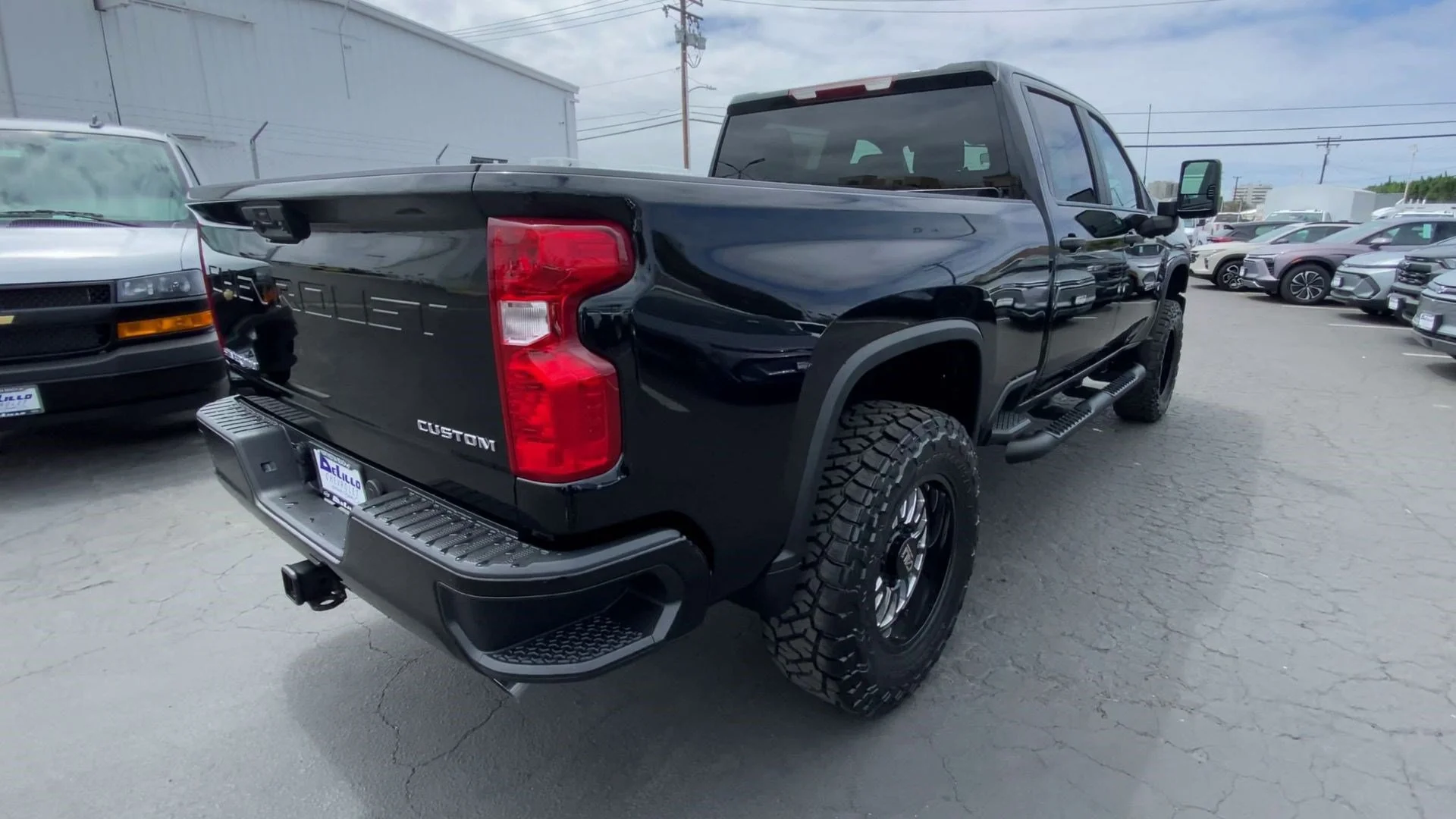 2026 Chevrolet Silverado 2500 HD Custom - Photo 9