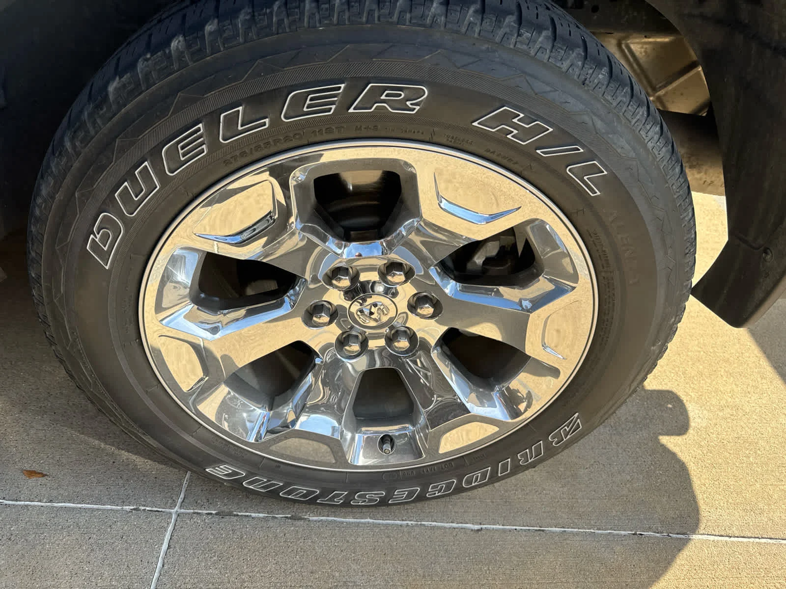 Used 2024 Granite Crystal Metallic Clearcoat Ram Lone Star image 20