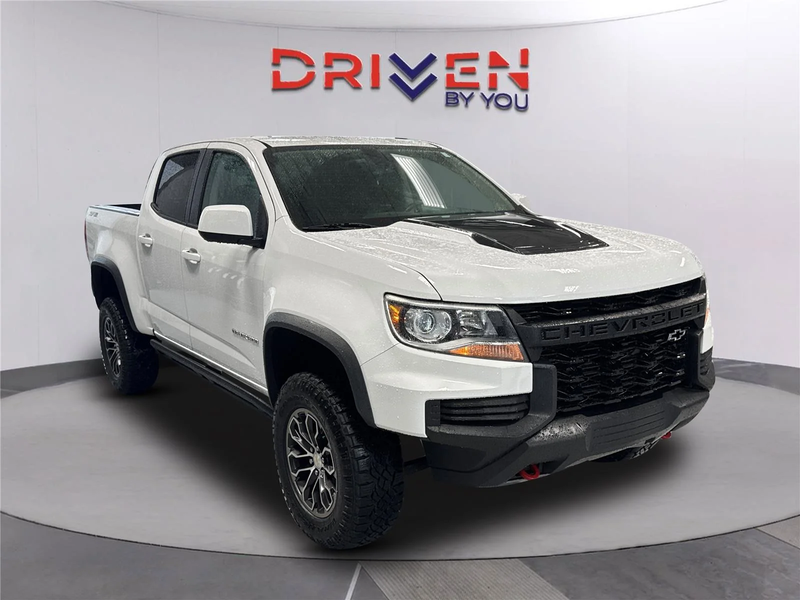 Used 2022 Summit White Chevrolet 4WD ZR2 image 2