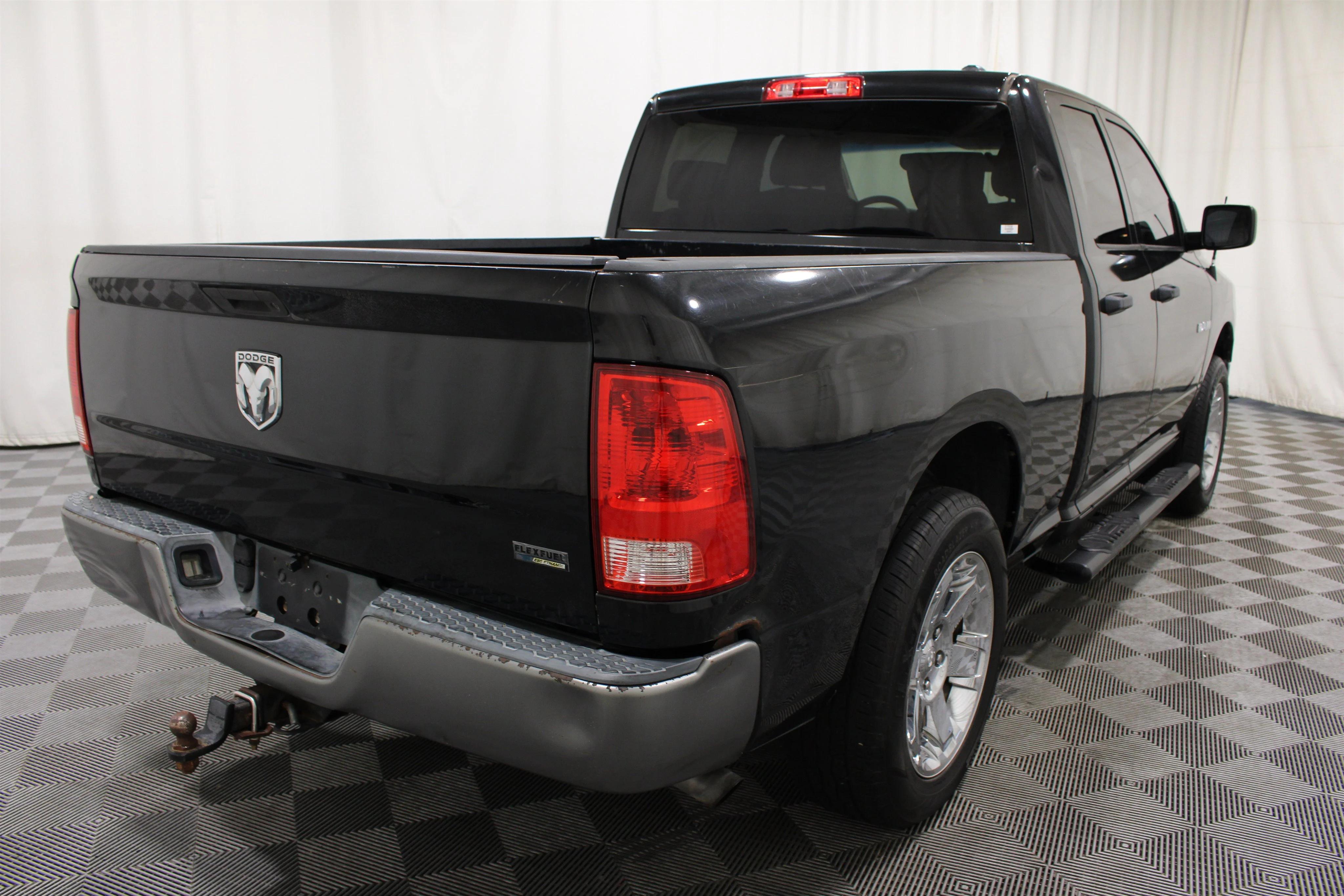 2009 Dodge Ram 1500 Pickup ST - Photo 17
