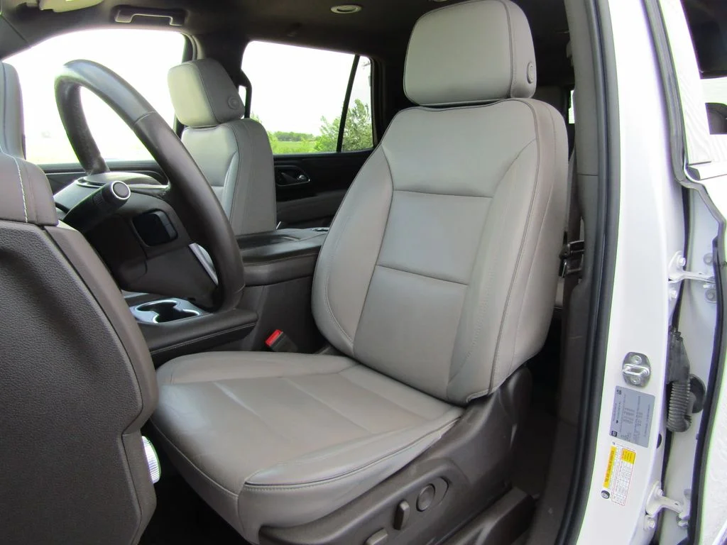 Used 2021 White GMC SLT image 26