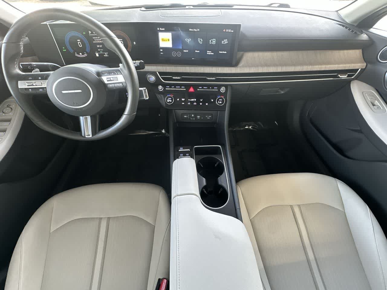 Certified Used 2025 Abyss Black Hyundai SEL image 24