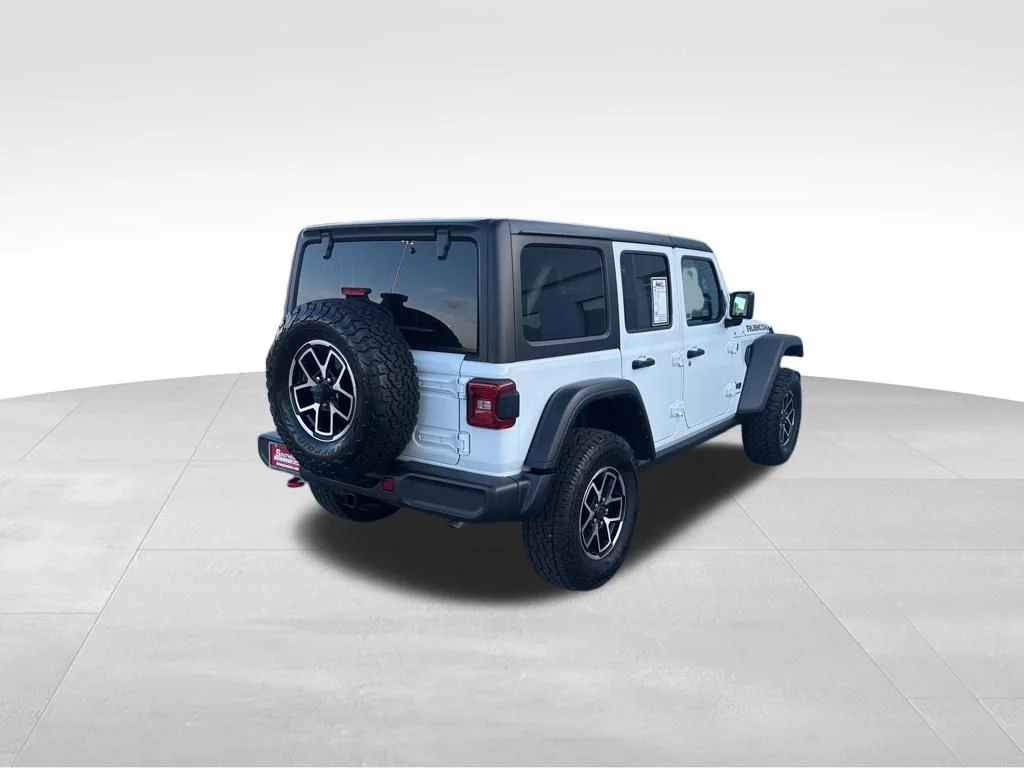 Used 2024 White Jeep Rubicon image 5