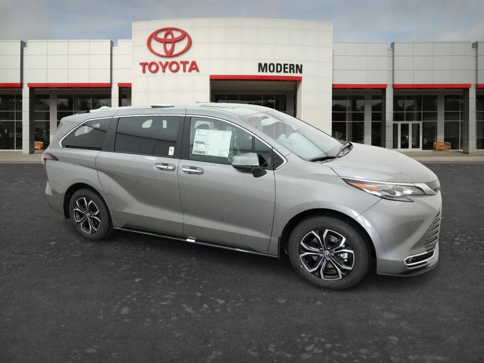 New 2026 Heavy Metallic Toyota Platinum image 12